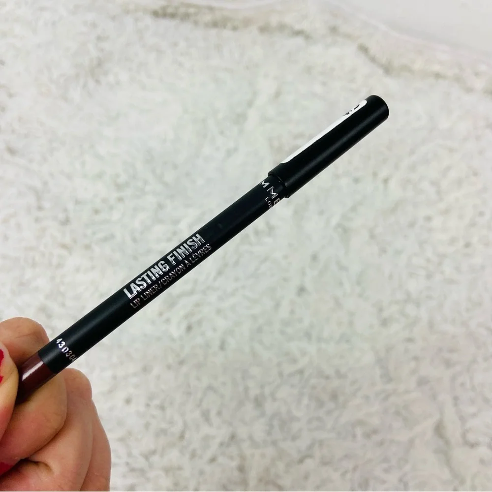 New Rimmel London Long-Lasting brownie pie Eyeliner Pencil